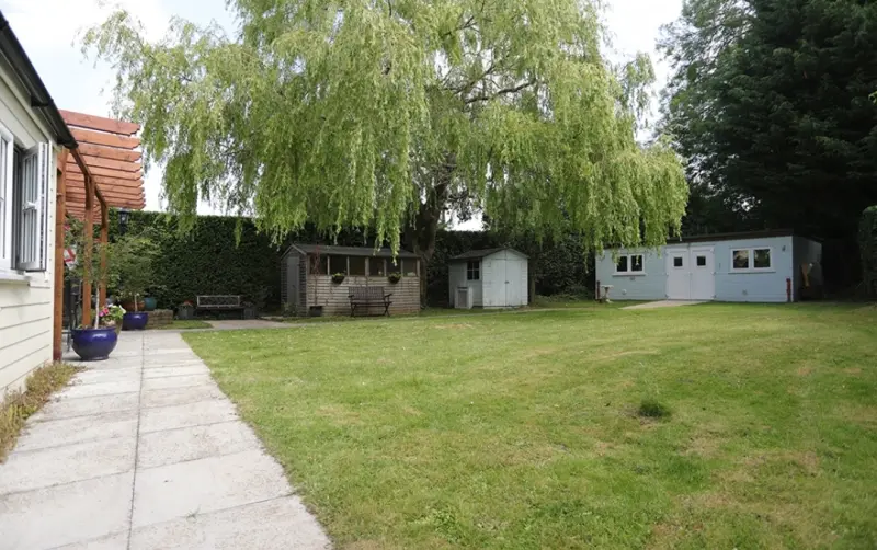 property_img