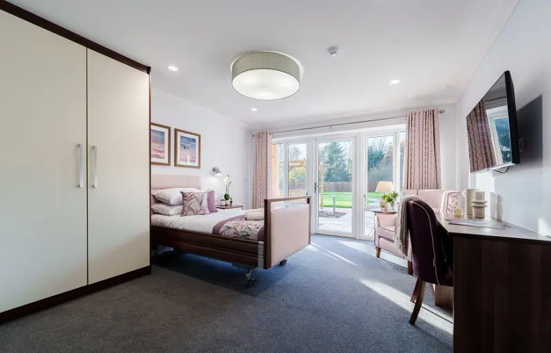 Peverel Green Care Home - Care Homes in Chelmsford, England