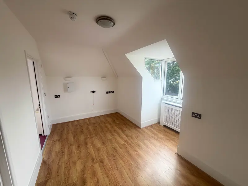 Surbiton - Surrey Support Service - Care Home in Surbiton, England