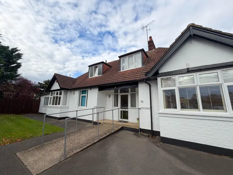 Surbiton - Surrey Support Service - Care Home in Surbiton, England