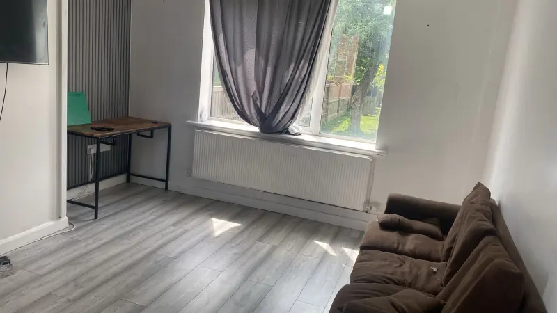 Clively House - Supported Living image 8